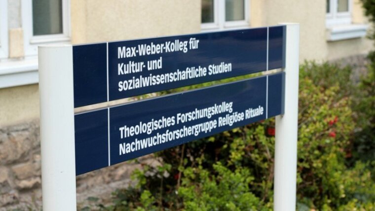 Max Weber Kolleg Schild Eingang